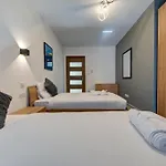 Kuya Duplex Penthouse With Private Pool And Views By Haven And Keys Malta