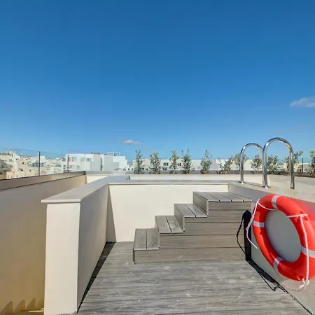 Kuya Duplex Penthouse With Private Heated Pool And Views By Haven And Keys Malta アパート *