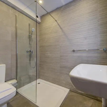 Kuya Duplex Penthouse With Private Heated Pool And Views By Haven And Keys Malta *