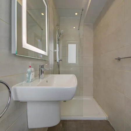 Apartment Kuya Duplex Penthouse With Private Heated Pool And Views By Haven And Keys Malta Is-Swieqi