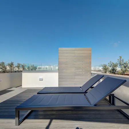 Kuya Duplex Penthouse With Private Heated Pool And Views By Haven And Keys Malta Apartment Is-Swieqi