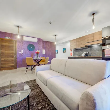 Apartment Kuya Duplex Penthouse With Private Heated Pool And Views By Haven And Keys Malta *