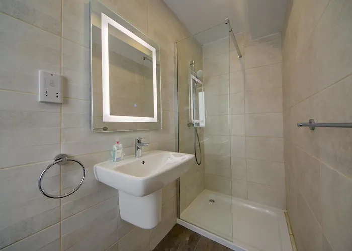 アパート Kuya Duplex Penthouse With Private Heated Pool And Views By Haven And Keys Malta *